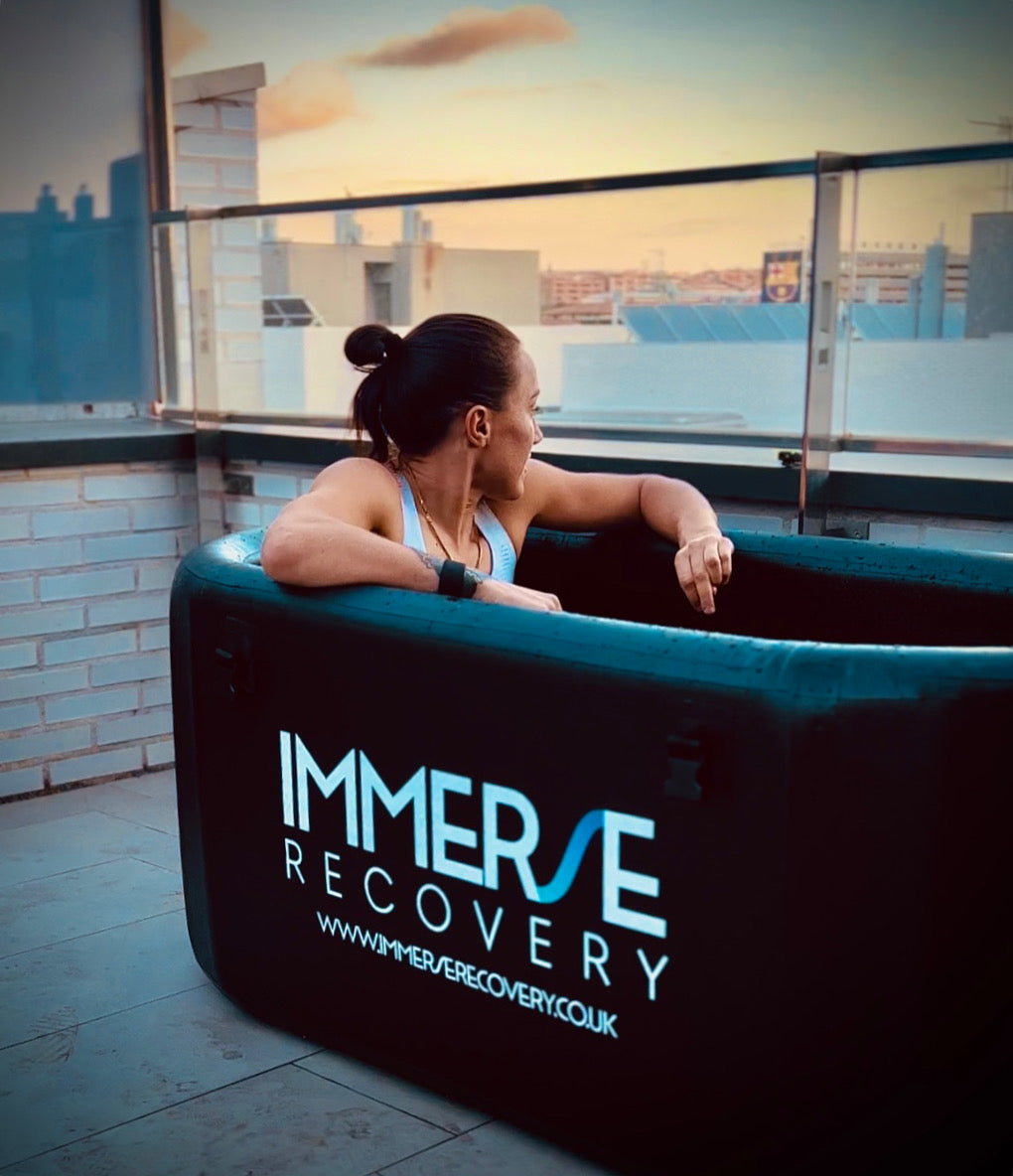 Professional cold plunge tub, ice bath, cold water therapy bath with lucy bronze footballer